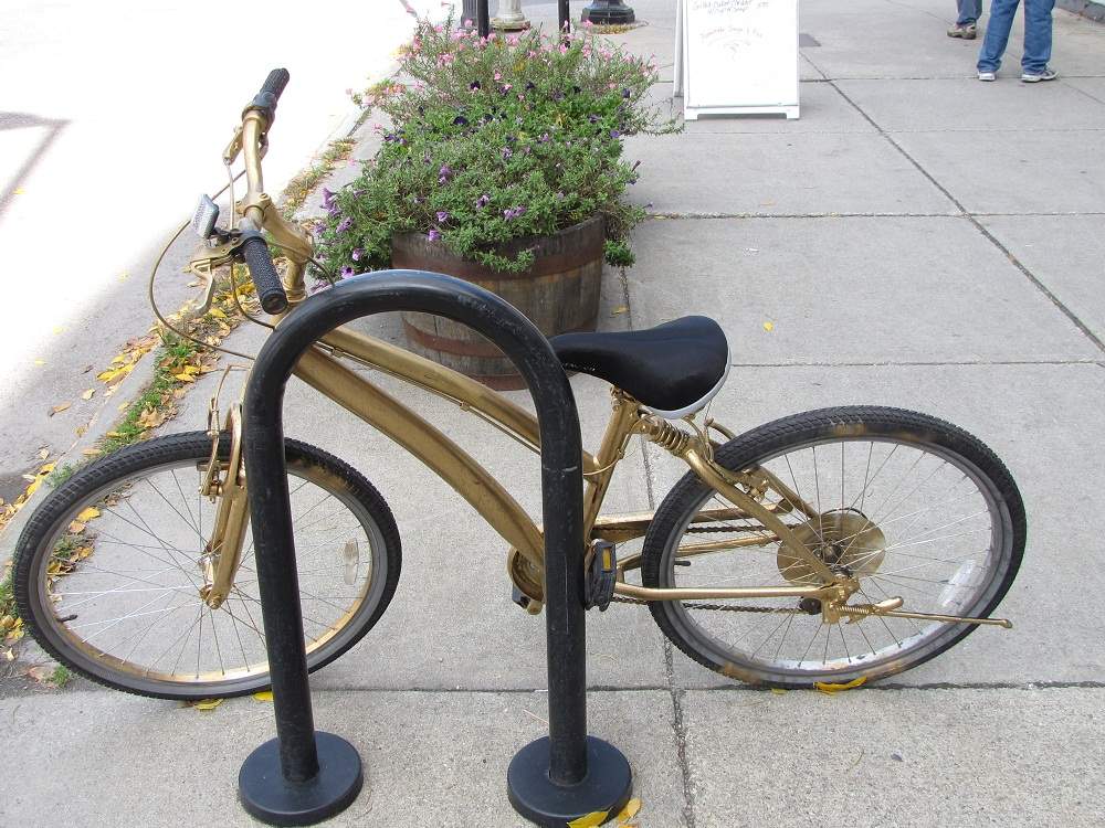 Montpelier - Golden Bike