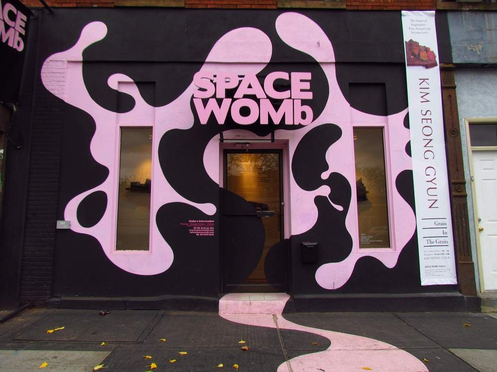Space Womb Queens