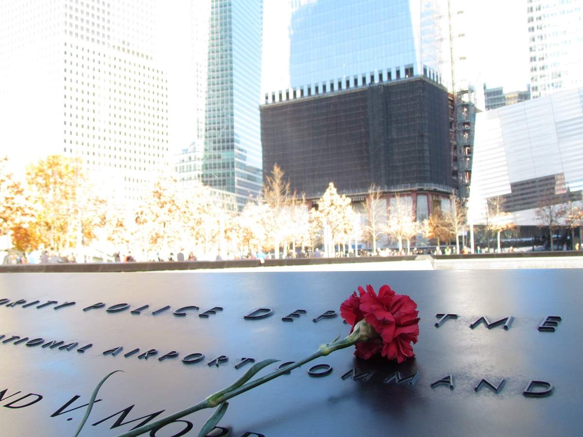 9-11-Memorial + Rose